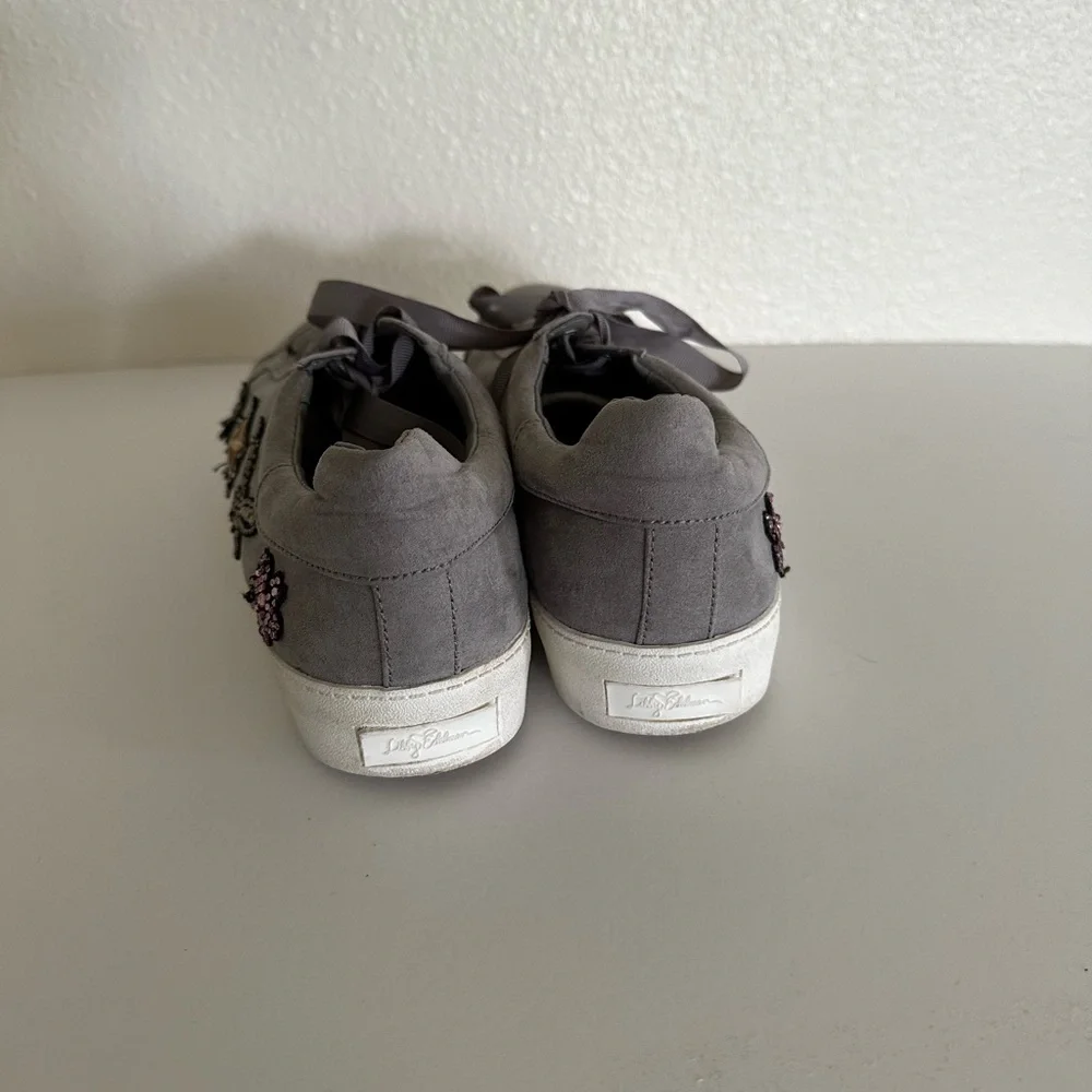 Libby Edelman Faux Suede Gray‎ Shoes Embelished Ribbon Lace Sneaker Size 9